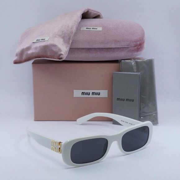 🕶️ New Miu Miu MU08ZS 1425S0 Sunglasses - White Ivory Frame, Dark Grey Lenses - Picture 11 of 11